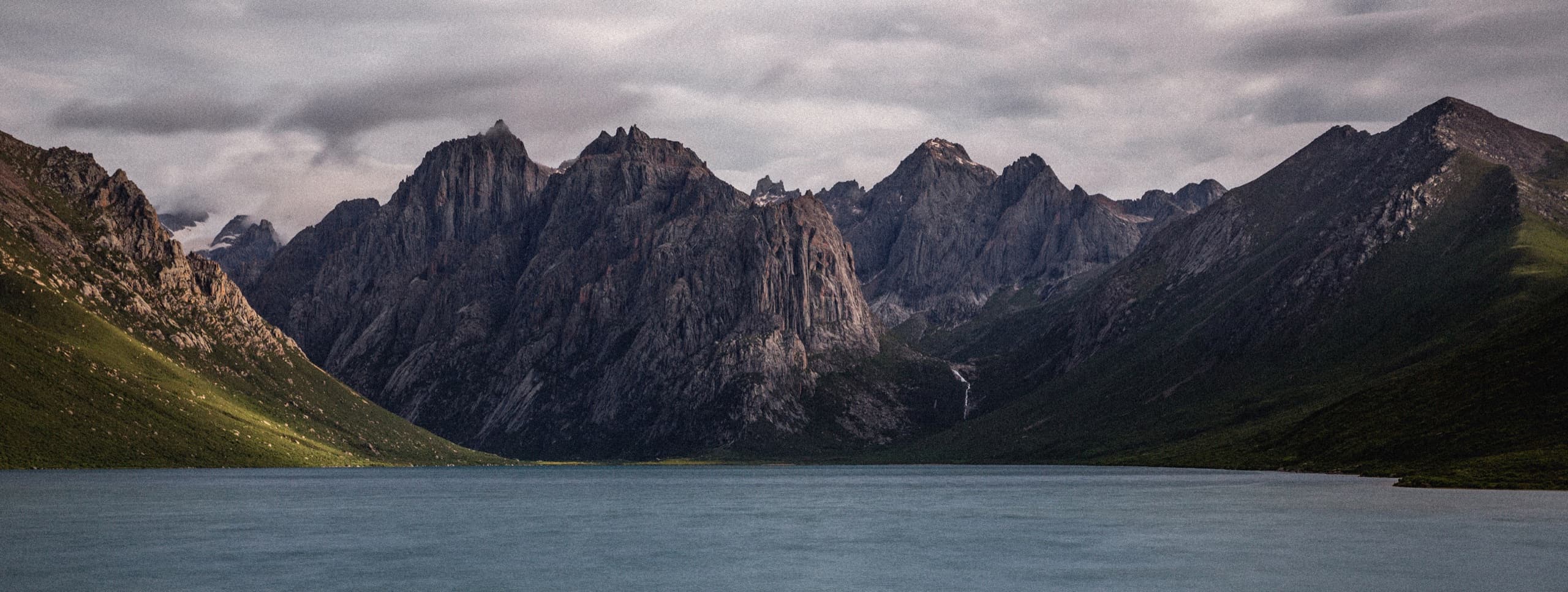 青海山湖
